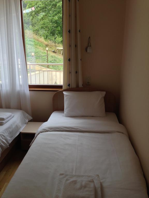 Mala Planina Guest House Iskrets Oda fotoğraf