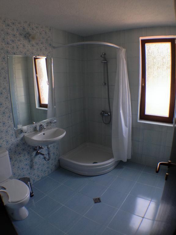 Mala Planina Guest House Iskrets Oda fotoğraf