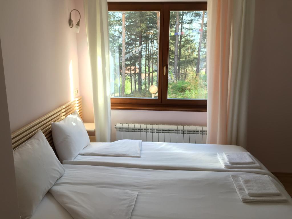 Mala Planina Guest House Iskrets Dış mekan fotoğraf