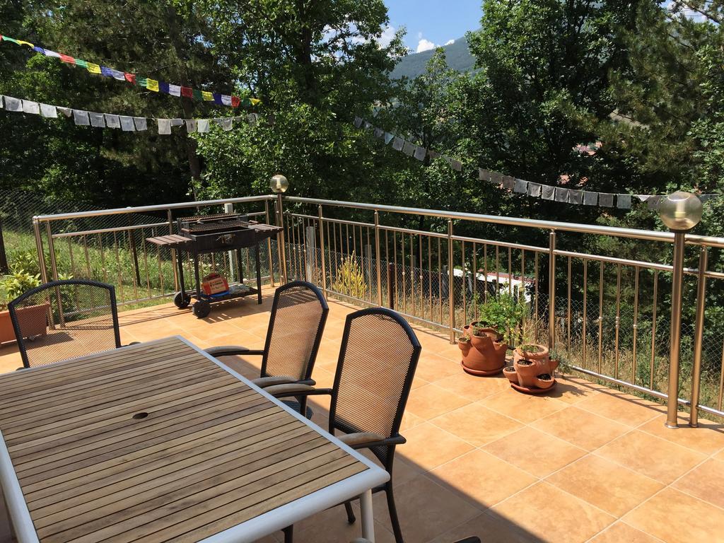 Mala Planina Guest House Iskrets Dış mekan fotoğraf